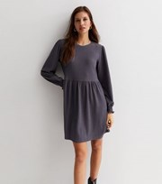 New Look Dark Grey Crinkle Long Sleeve Mini Smock Dress